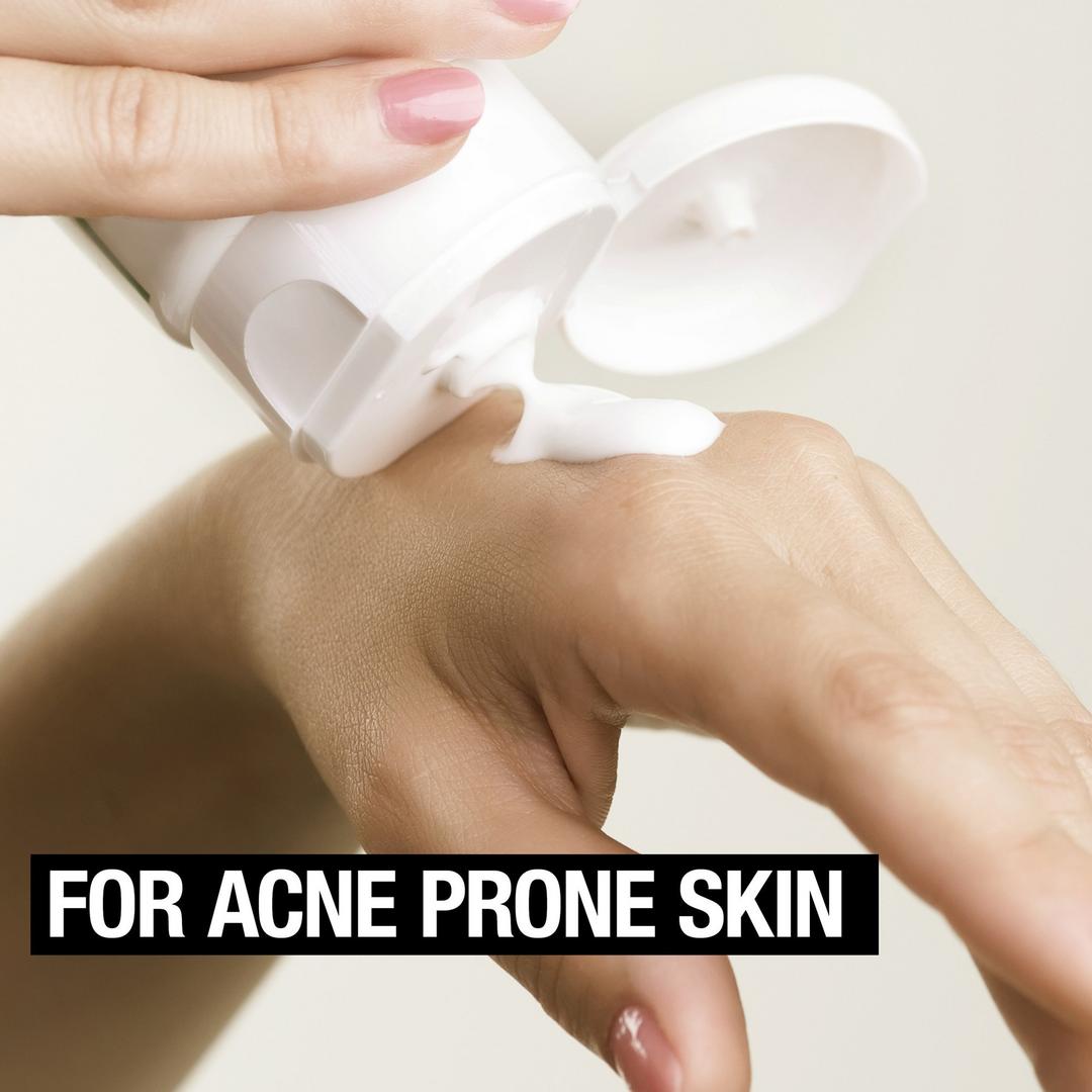 Bloqueador Solar Clear Face Oil-Free SPF 50 Neutrogena