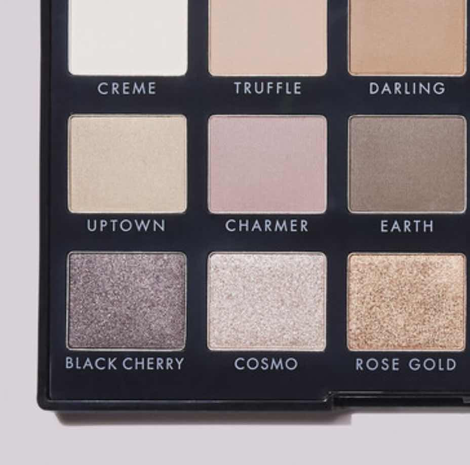 Paleta Sombras E.L.F. Cosmetics The New Classics 18 Tonos Satinados