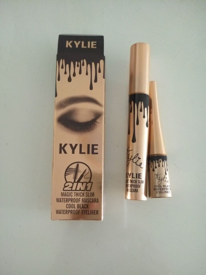 Duo Kylie Jenner Rimel+ Delineador Negro +